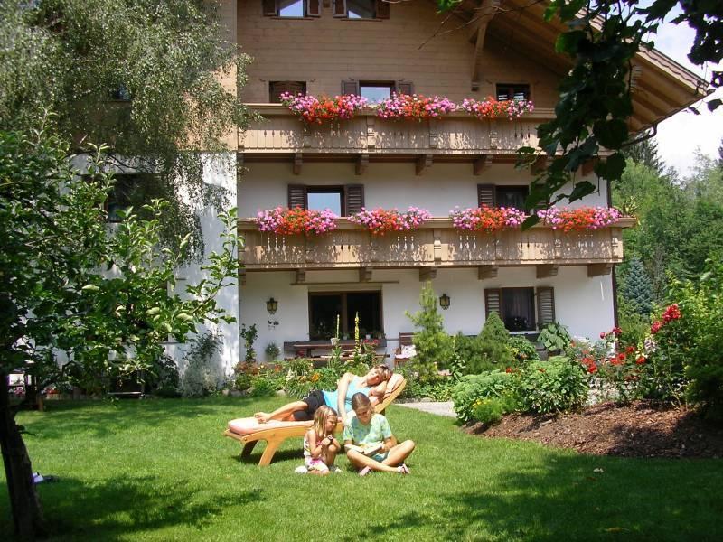 Burgblick Hotel San Lorenzo di Sebato Exterior photo